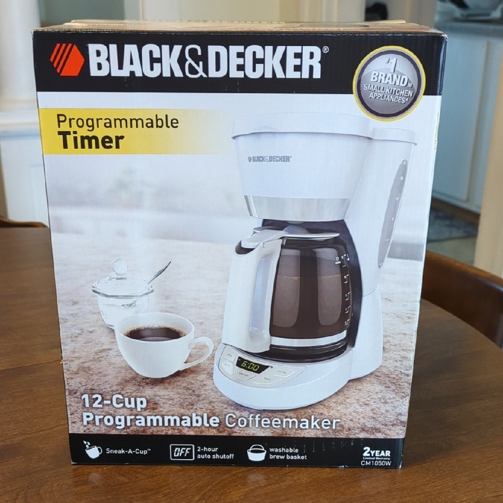 New Sealed In Box White Black & Decker Programmable Coffeemaker
